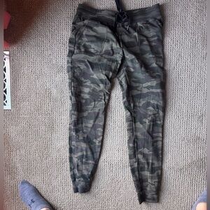 ZYIA Green Camo Joggers